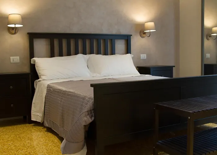 I Propilei Di San GirolamoBed and Breakfast